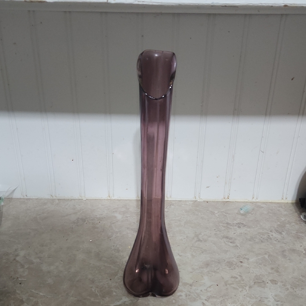 Pretty Purple Swung Vase